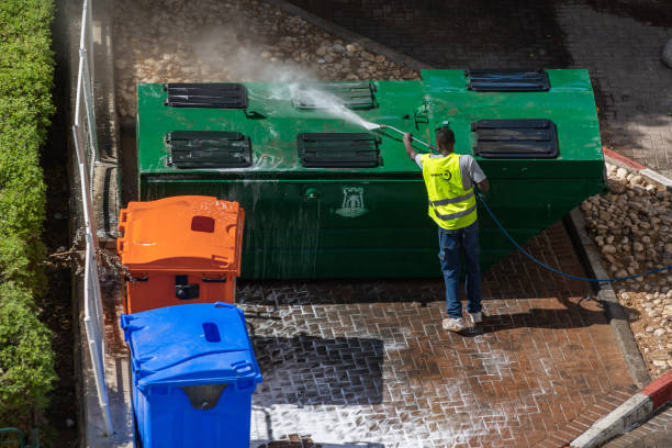 Best Deck Cleaning Services  in Mledgevle, IL